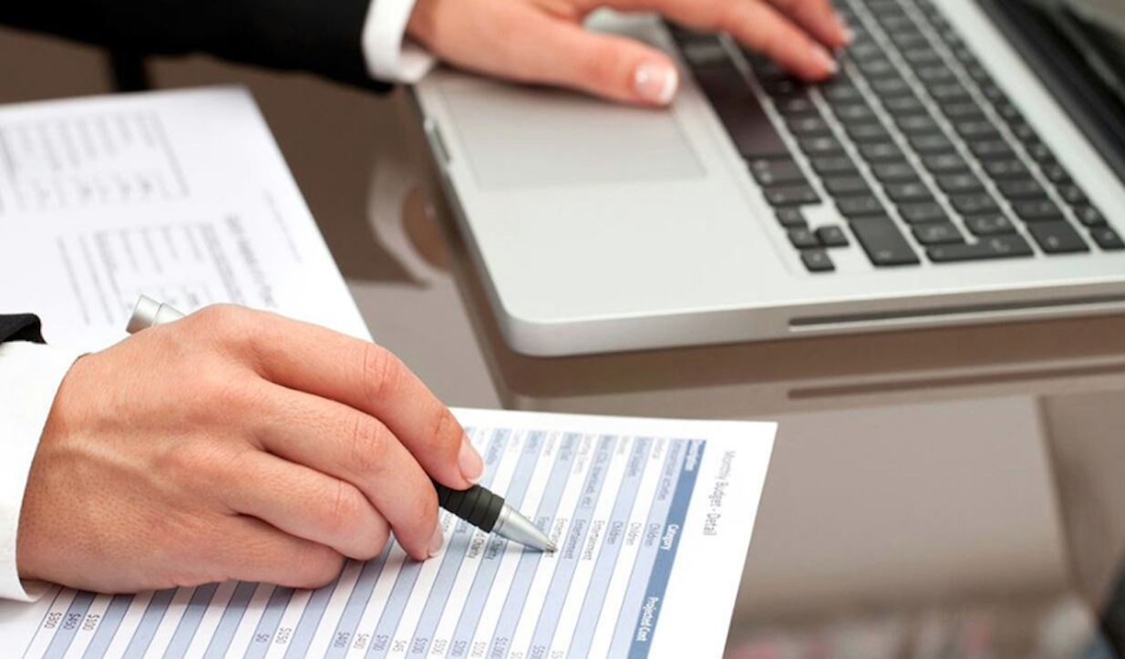 Payroll Outsourcing Services - Top 6 Benefits of Hiring a Professional Firm for Your Business